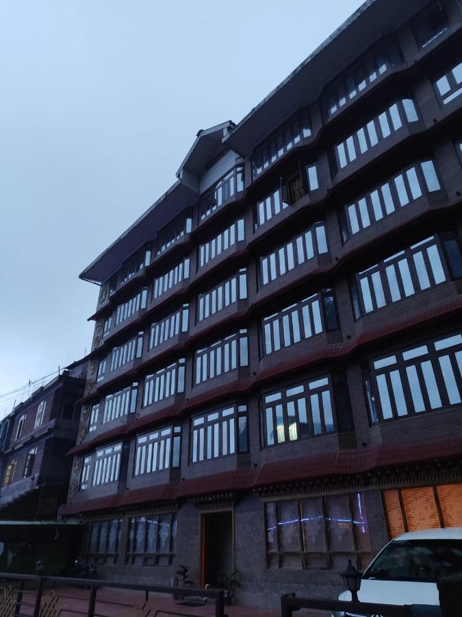 The Gangtok Heritage Inn Экстерьер фото